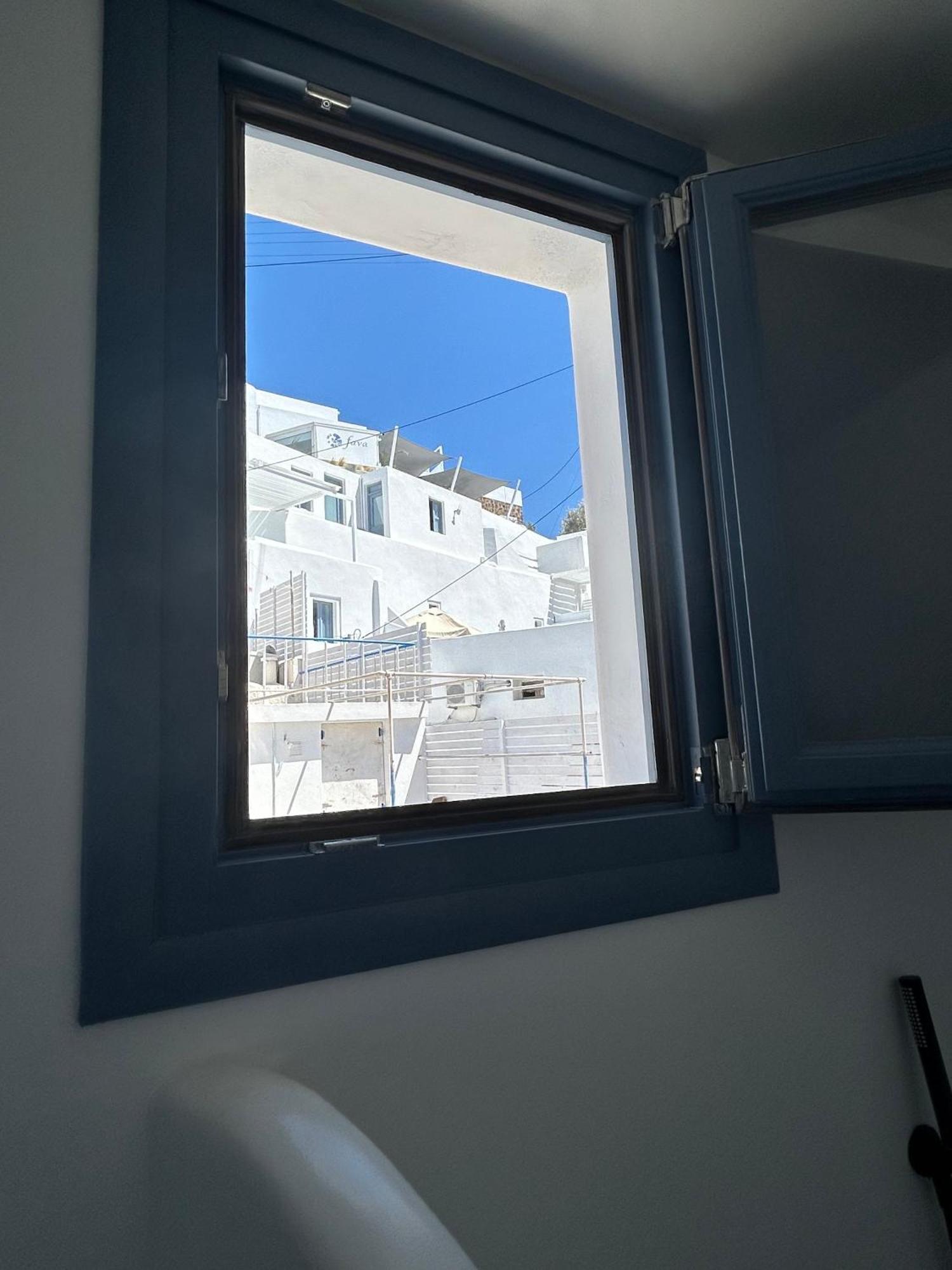 Oinos Luxury Suites Foinikiá Buitenkant foto