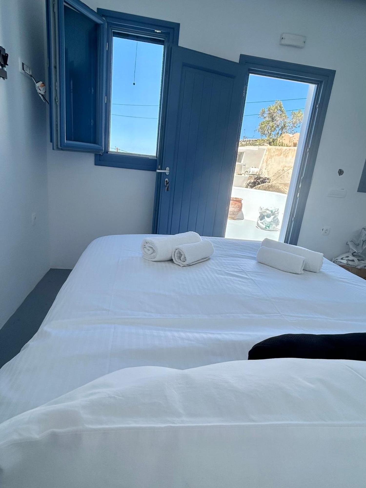 Oinos Luxury Suites Foinikiá Buitenkant foto