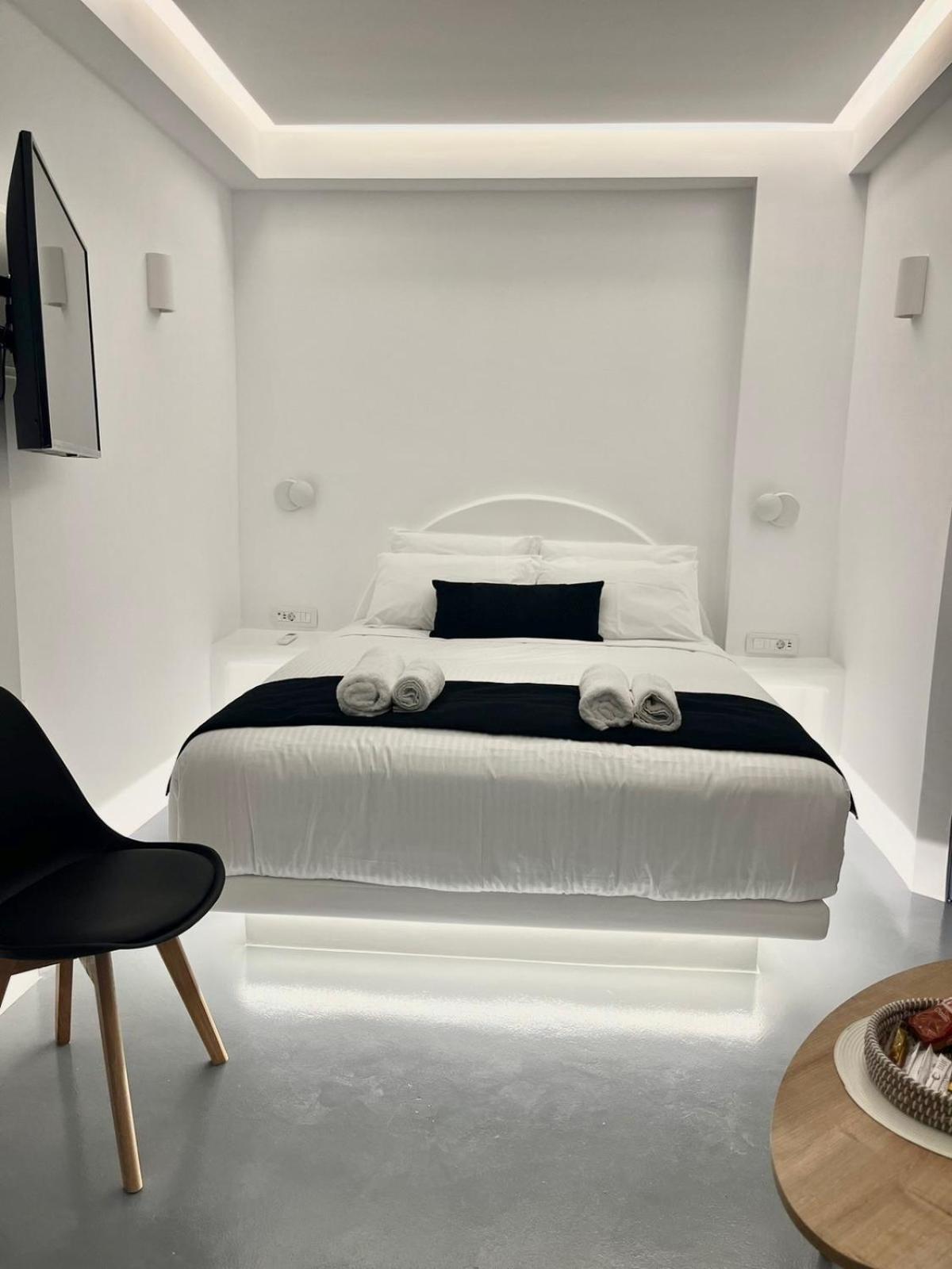 Oinos Luxury Suites Foinikiá Buitenkant foto