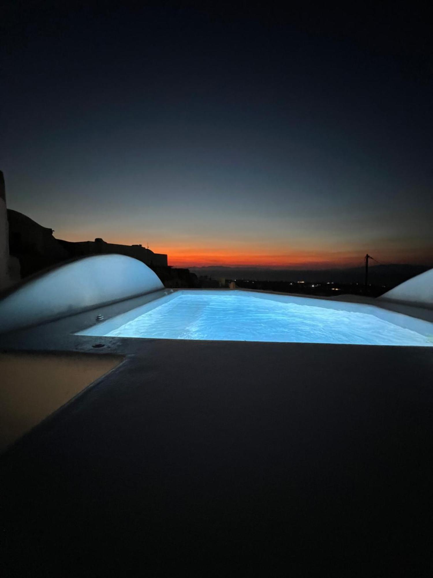 Oinos Luxury Suites Foinikiá Buitenkant foto