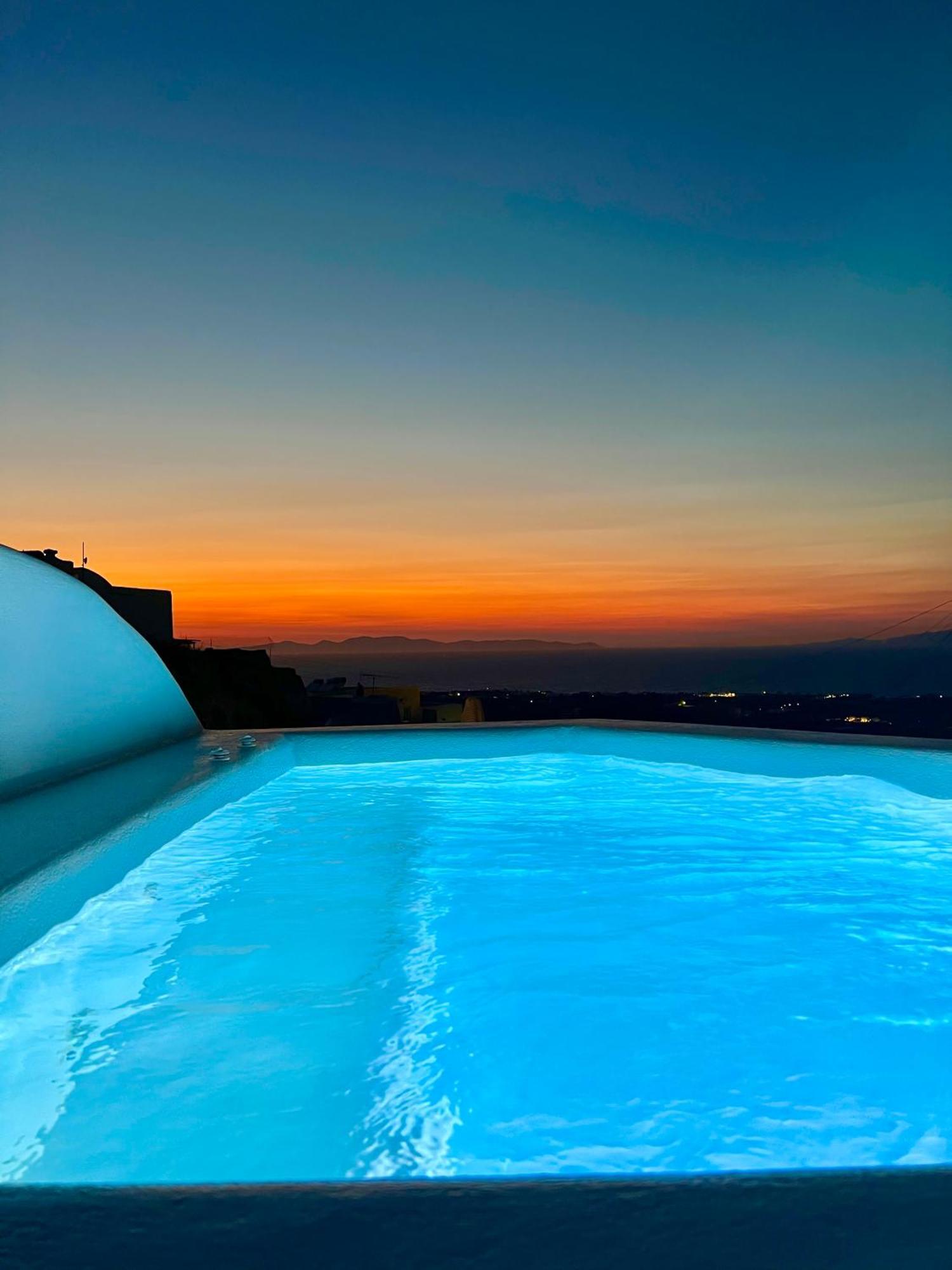 Oinos Luxury Suites Foinikiá Buitenkant foto
